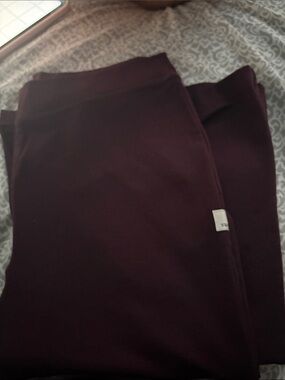 Vuori wide leg pants